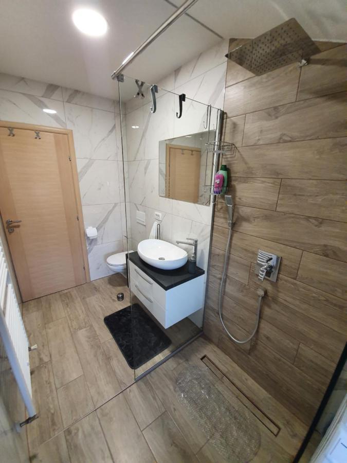 Apartman Bozur **** Satnica Dakovacka Экстерьер фото