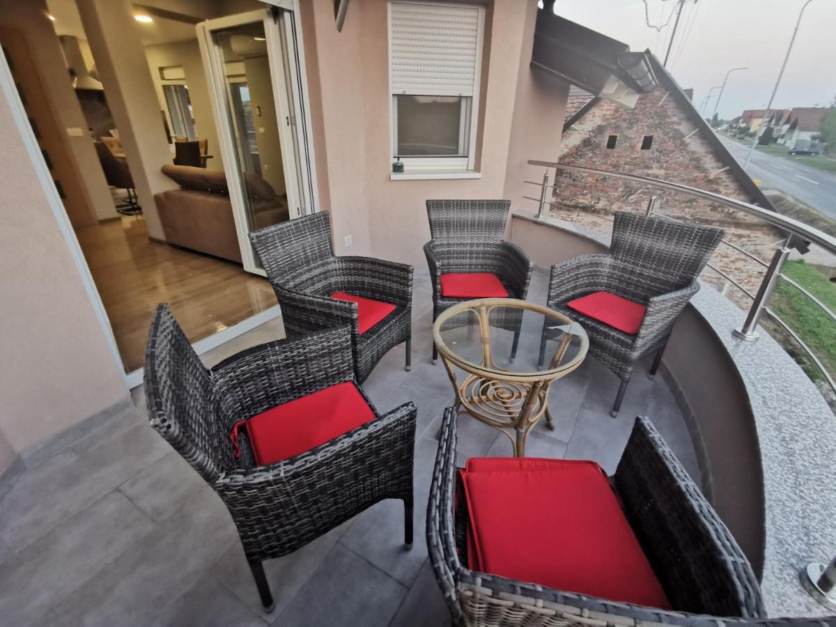 Apartman Bozur **** Satnica Dakovacka Экстерьер фото
