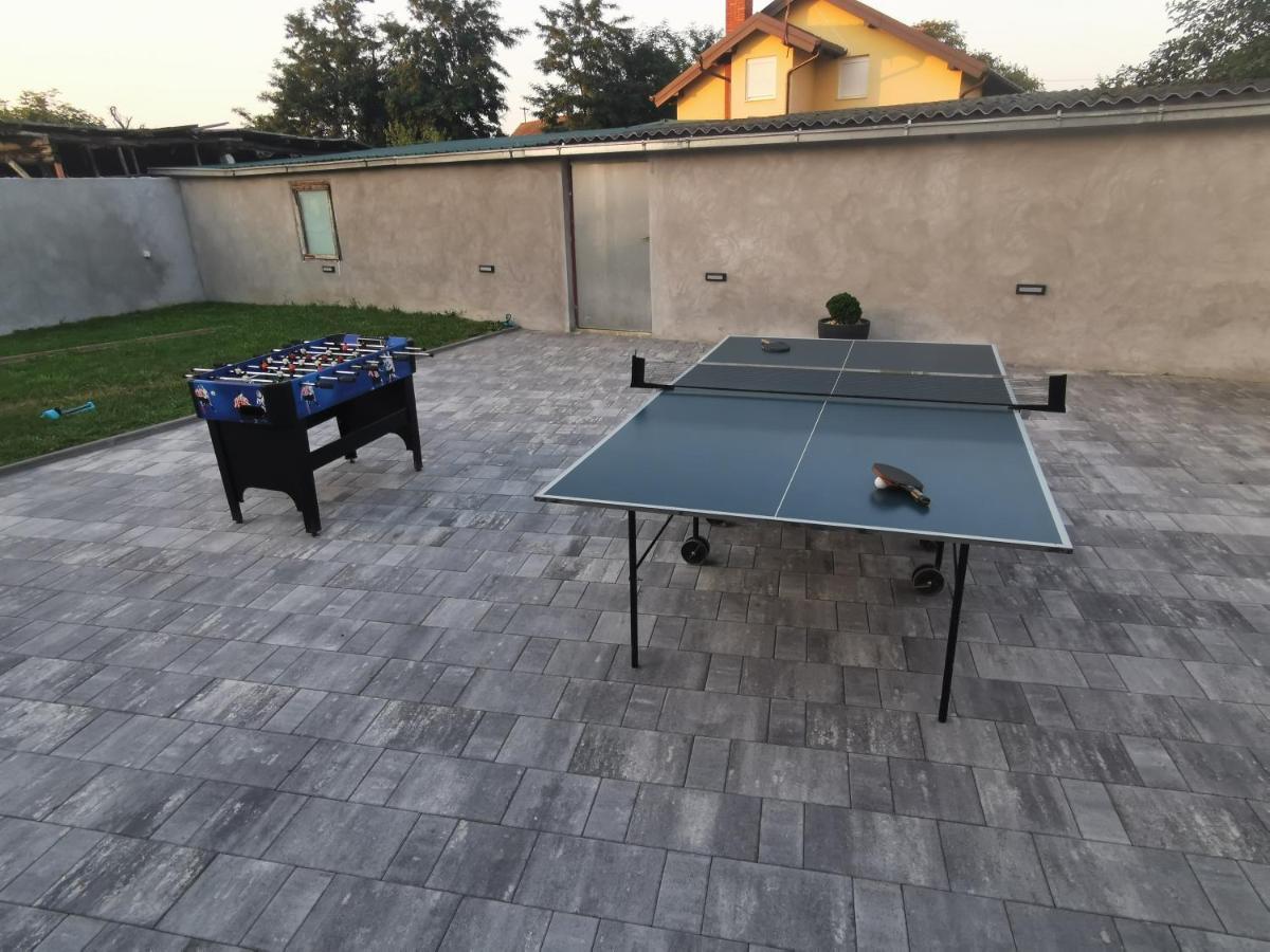 Apartman Bozur **** Satnica Dakovacka Экстерьер фото